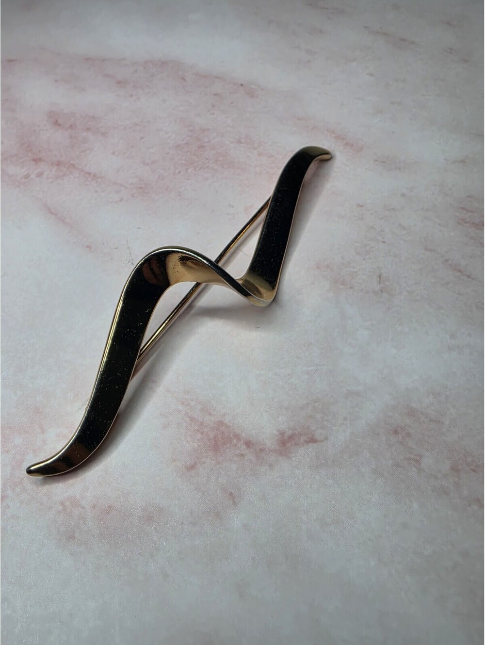 Vintage NAPIER Gold Tone Polished Wave Shape Brooch Pin Modernist Abstract